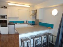 residence_kitchen_2.JPG